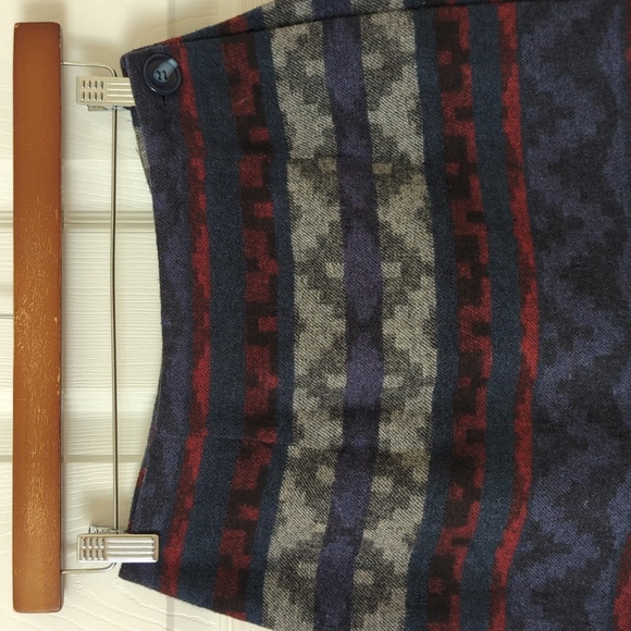 New York Clothing Co. 80's Vintage Union Made Aztec Wool Blend Mini Wrap Skirt 4 - Picture 2 of 9